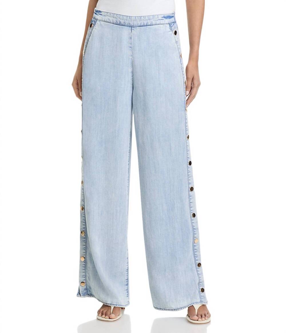NEW GENERATION LOVE josalyn snap pant in lt blue
